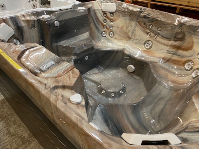 Pre-Owned Hot Tub - Atlanta Hot Tub Center Limelight Pulse