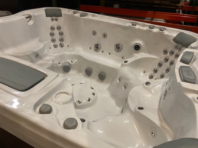 Pre-Owned Hot Tub - Atlanta Hot Tub Center aspen2 - Atlanta Hot Tub Center