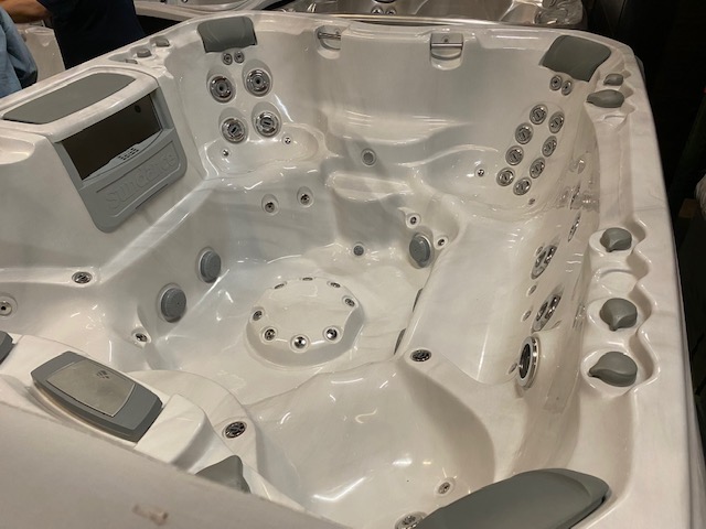 Pre-Owned Hot Tub - Atlanta Hot Tub Center aspen3 - Atlanta Hot Tub Center