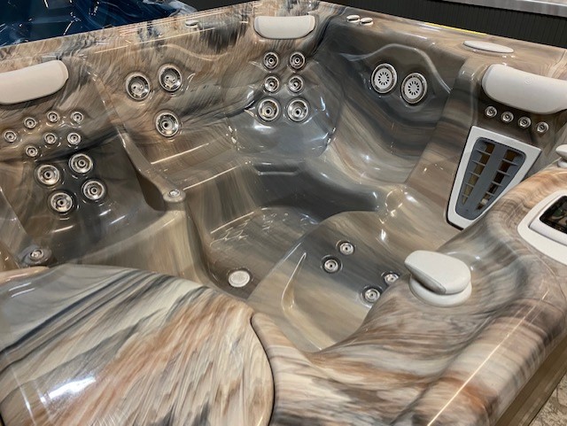 Pre-Owned Hot Tub - Atlanta Hot Tub Center envoy5 - Atlanta Hot Tub Center