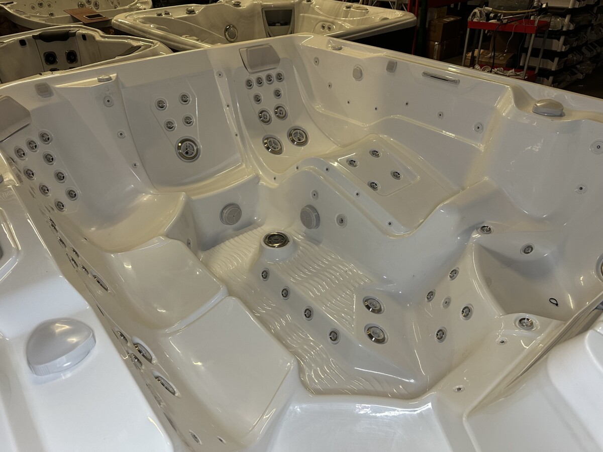 Pre-Owned Hot Tub - Atlanta Hot Tub Center Photo Jul 06 2024 3 07 44 PM - Atlanta Hot Tub Center